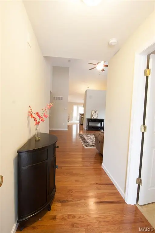 1760 Waterfall DR, St Charles, MO 63303