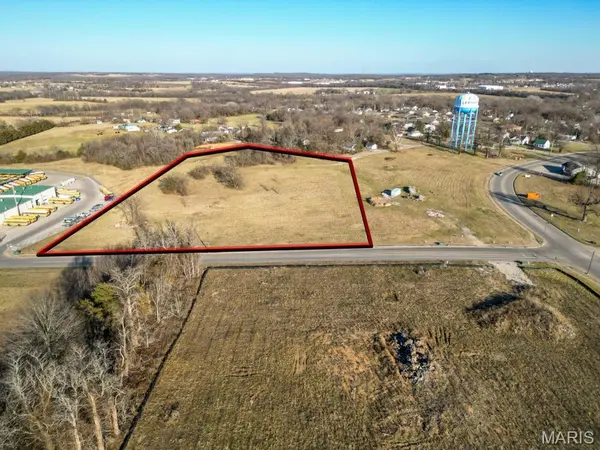 1100 CLARK ST, Lebanon, MO 65536
