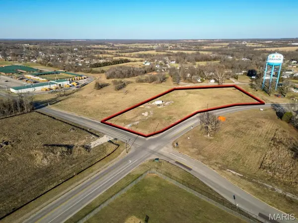 800 CLARK ST, Lebanon, MO 65536