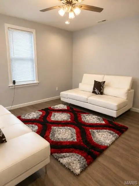 6226 Garfield AVE, Berkeley, MO 63134