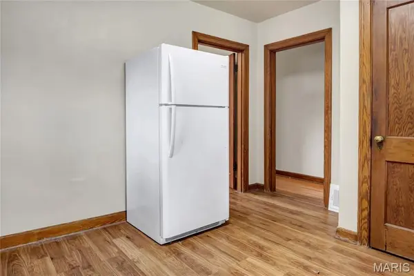 12320 Eckelmann, St Louis, MO 63131