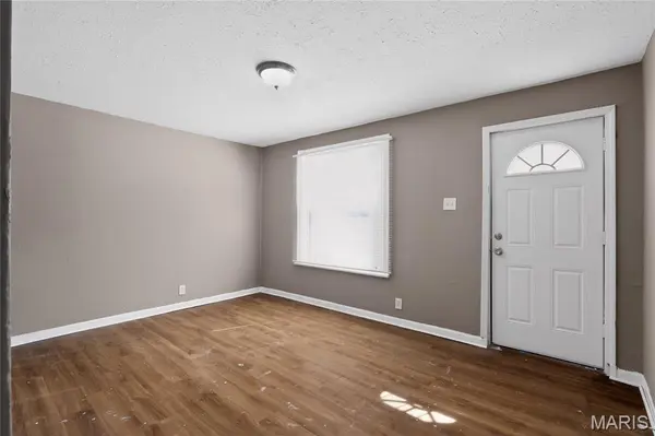 3317 Rex AVE, St Louis, MO 63114
