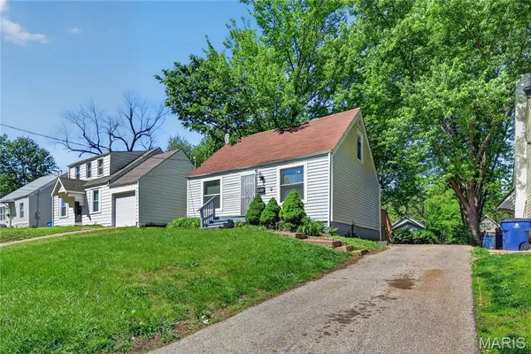 3317 Rex AVE, St Louis, MO 63114