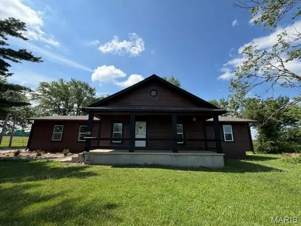 328 Booneslick RD, New Florence, MO 63363