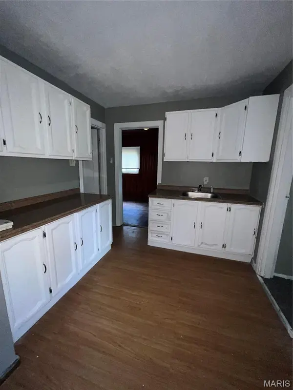 26 Lamar DR, Jennings, MO 63136