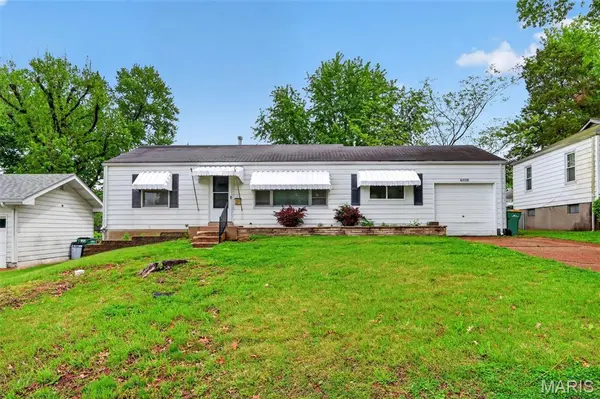 10220 Tappan DR, St Louis, MO 63137