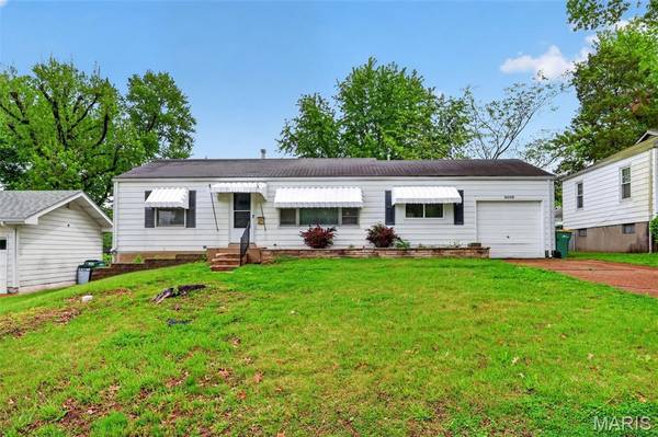 10220 Tappan DR, St Louis, MO 63137
