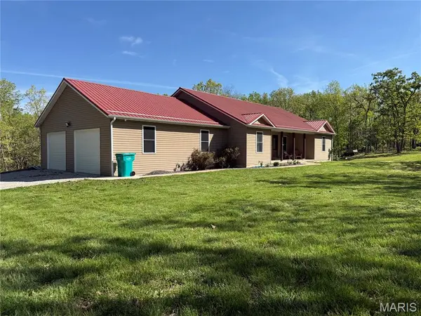 157 Timber Glen RD, Steelville, MO 65565