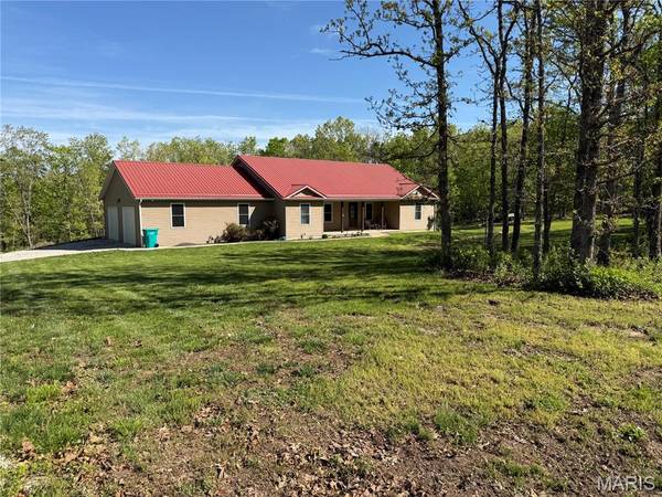 157 Timber Glen RD, Steelville, MO 65565
