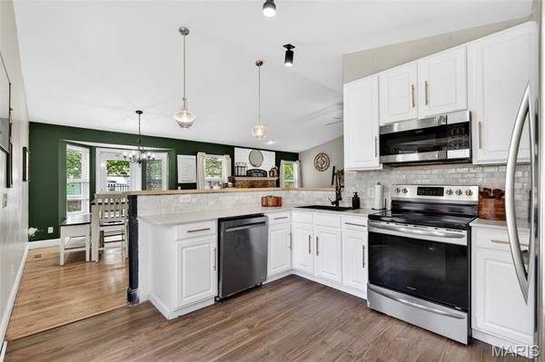2705 Providence Ridge DR, Wentzville, MO 63385