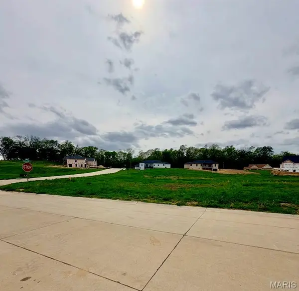 204 Summerfield Way, Cape Girardeau, MO 63701