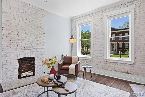 2207 Indiana AVE, St Louis, MO 63104