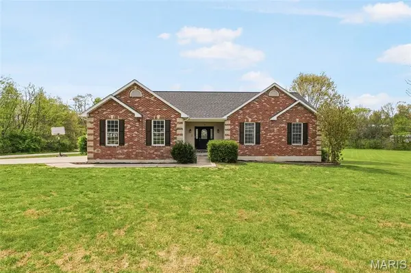 5 Hannah Ridge TRL, Elsberry, MO 63343