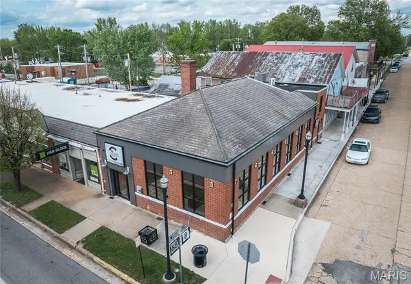 100 N Jefferson ST, St James, MO 65559