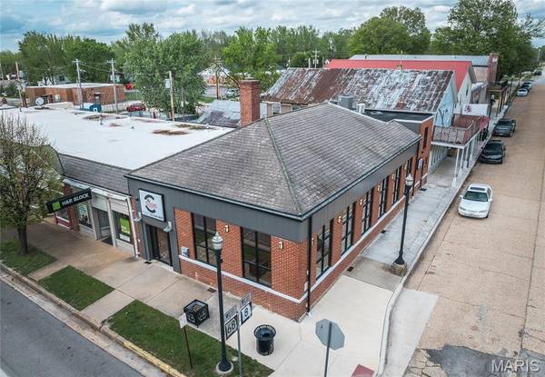 100 N Jefferson ST, St James, MO 65559