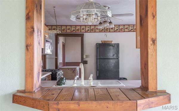 185 Highway 42 W, Vienna, MO 65582