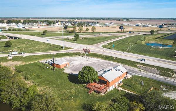 9180 State Route 140, Hamel, IL 62046