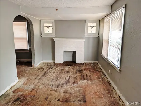 Address not disclosed, St Louis, MO 63121