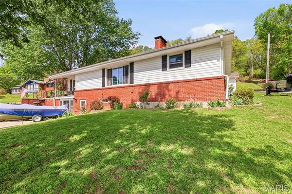 409 Luke ST, Clarksville, MO 63336