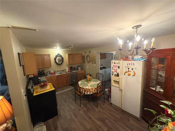 623 Camilla ST, Park Hills, MO 63601