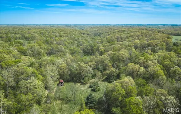 17816 Powerline RD, Grafton, IL 62037