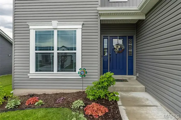105 River Rock DR, Moscow Mills, MO 63362