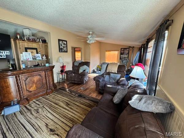 806 Dawson Rd, New Madrid, MO 63869