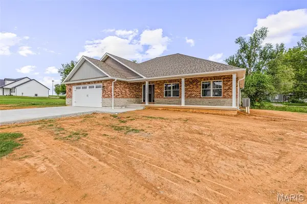1133 Bell Mountain DR, Farmington, MO 63640