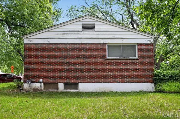 10535 Trask DR, St Louis, MO 63136