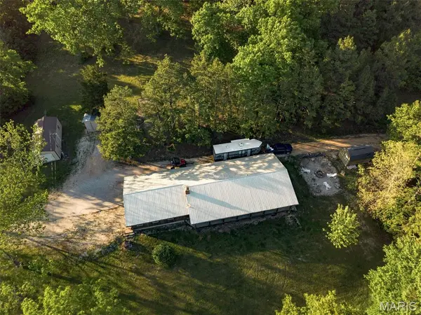 849 County Road 900, Bunker, MO 63629