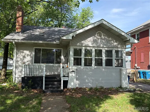 216 S 9th ST, Wood River, IL 62095