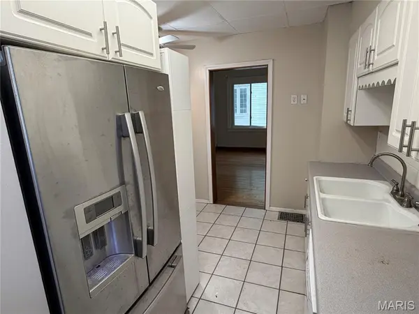 216 S 9th ST, Wood River, IL 62095