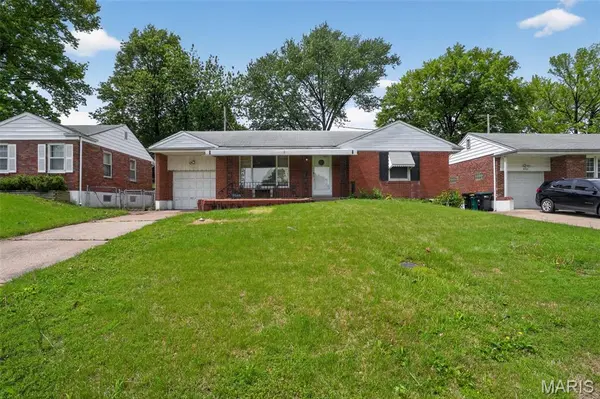 9243 Filibert DR, Bellefontaine Nghbrs, MO 63137