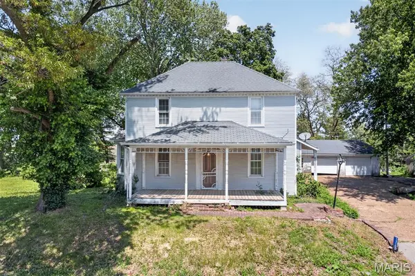13103 Trestle RD, Highland, IL 62249