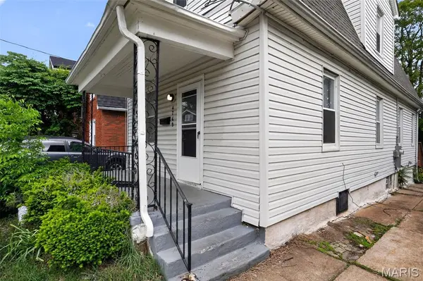 4749 Oldenburg AVE, St Louis, MO 63123