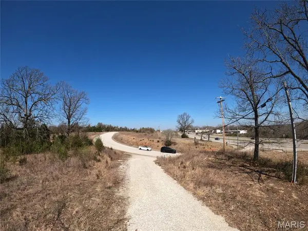 TBD Gateway Circle, St Robert, MO 65584
