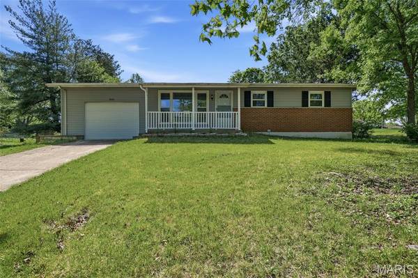 3026 Nettie DR, Unincorporated, MO 63129