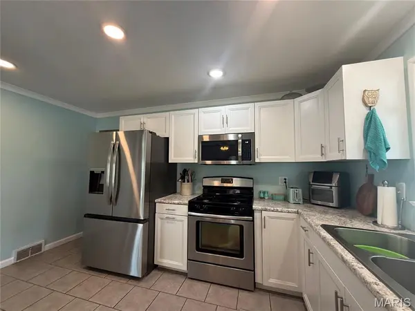 2637 Hopper RD, Cape Girardeau, MO 63701