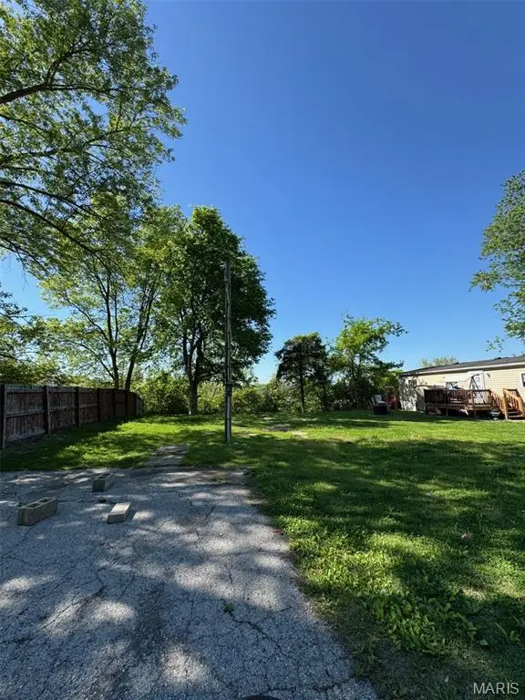 1702 Willow DR, Pevely, MO 63070