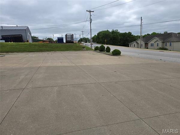 151 Independence DR, Union, MO 63084