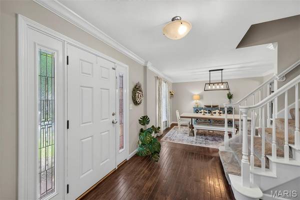 3636 Whispering Ridge LN, St Louis, MO 63129