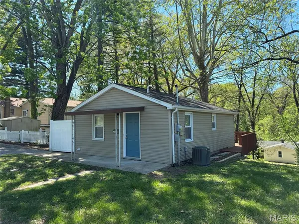 1215 Western AVE, Swansea, IL 62226