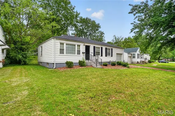 10080 Coburg Lands DR, St Louis, MO 63137