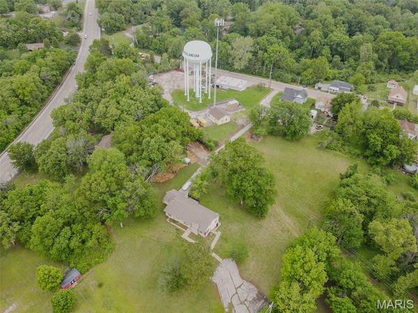 145 Well DR, Herculaneum, MO 63048