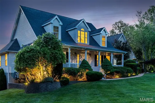 327 Hickory Spring LN, Union, MO 63084