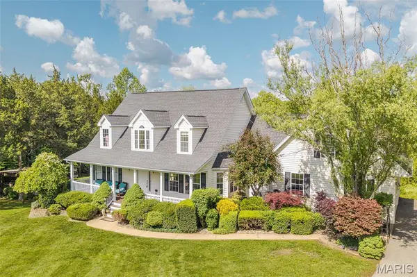 327 Hickory Spring LN, Union, MO 63084