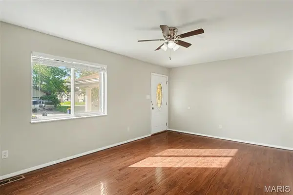 3145 Chicory Creek LN, Florissant, MO 63031