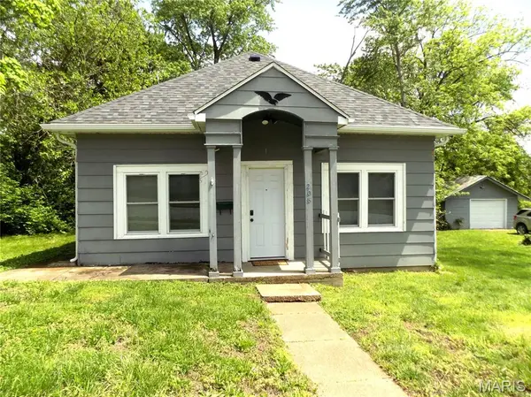 208 N Walnut ST, Rolla, MO 65401
