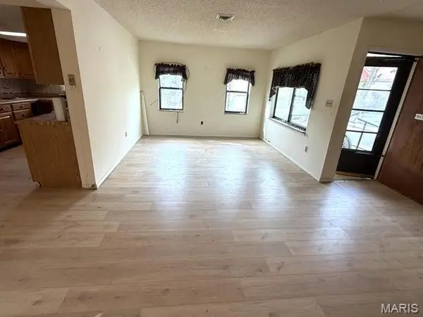 16232 Martin DR, Eminence, MO 65466