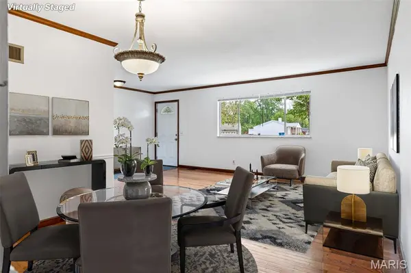 119 Bellechasse DR, Chesterfield, MO 63017
